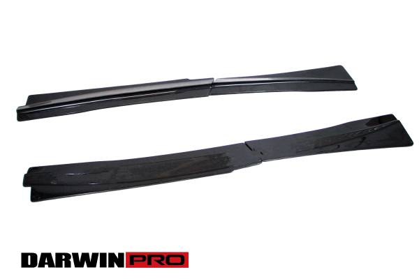 DarwinPro FRP BASE /W CARBON (2 SIDED) Side skirt extensions